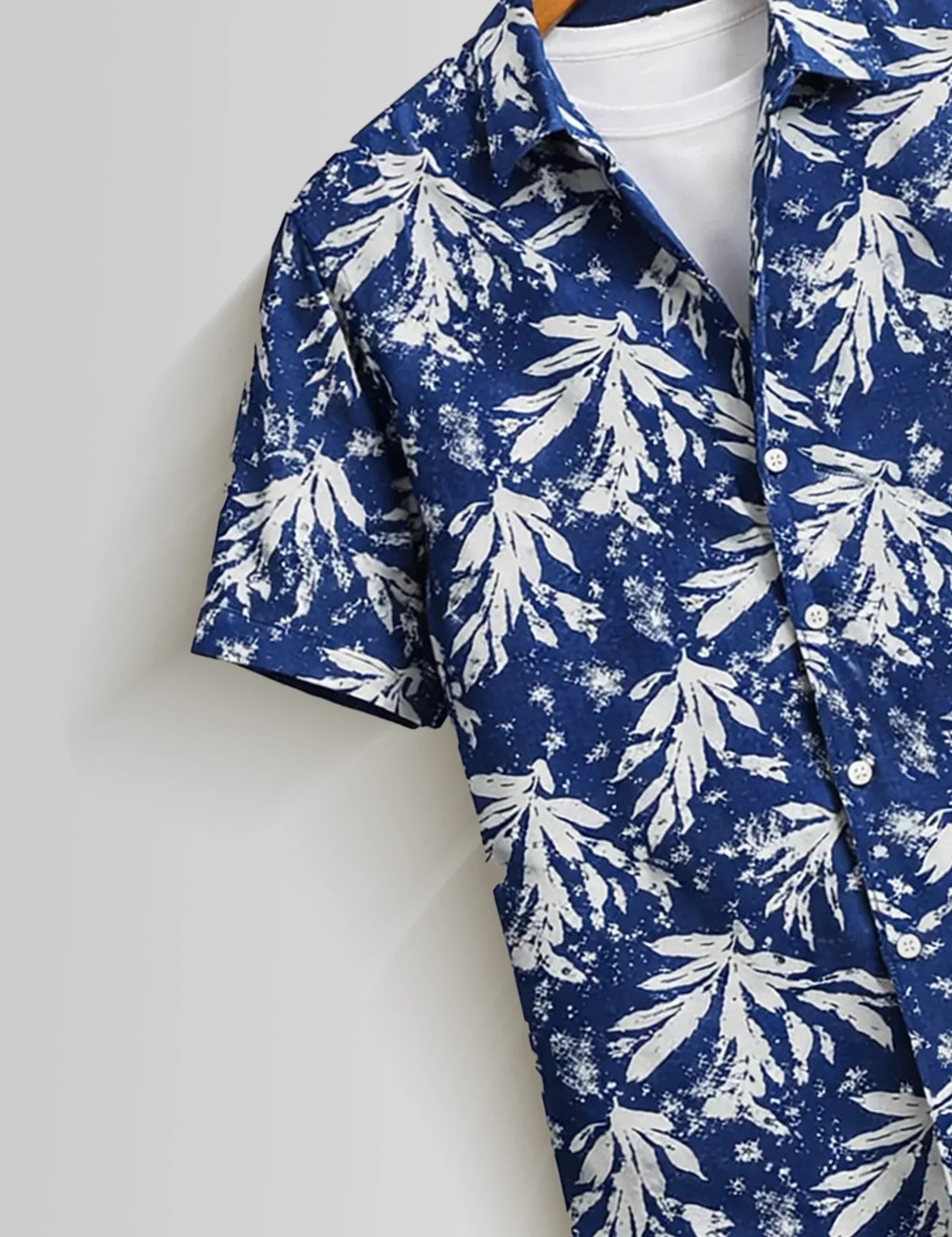 Blue Snow Mens Half Sleeves Shirts - XPST